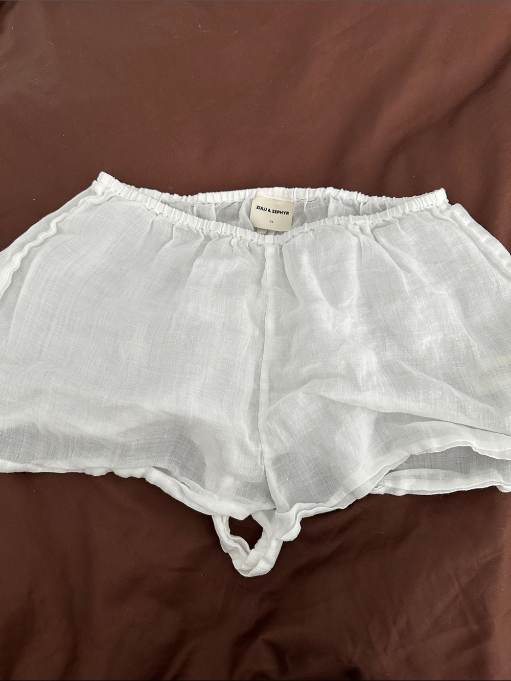 Zulu & Zephyr White Linen Sleep Shorts